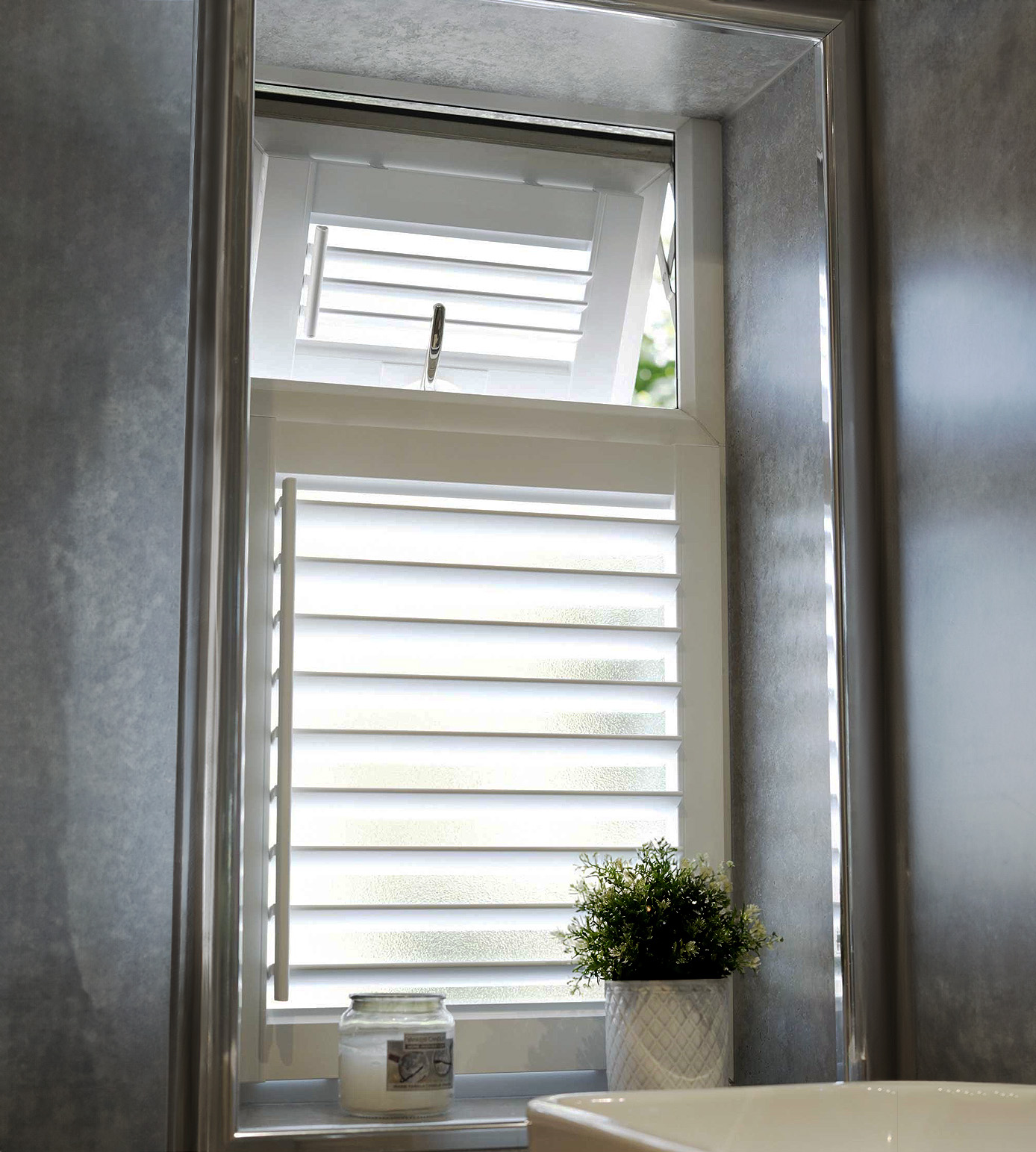 Louvolite Perfect Fit uPVC Shutters LITE - Cotton Natural White - Image 6